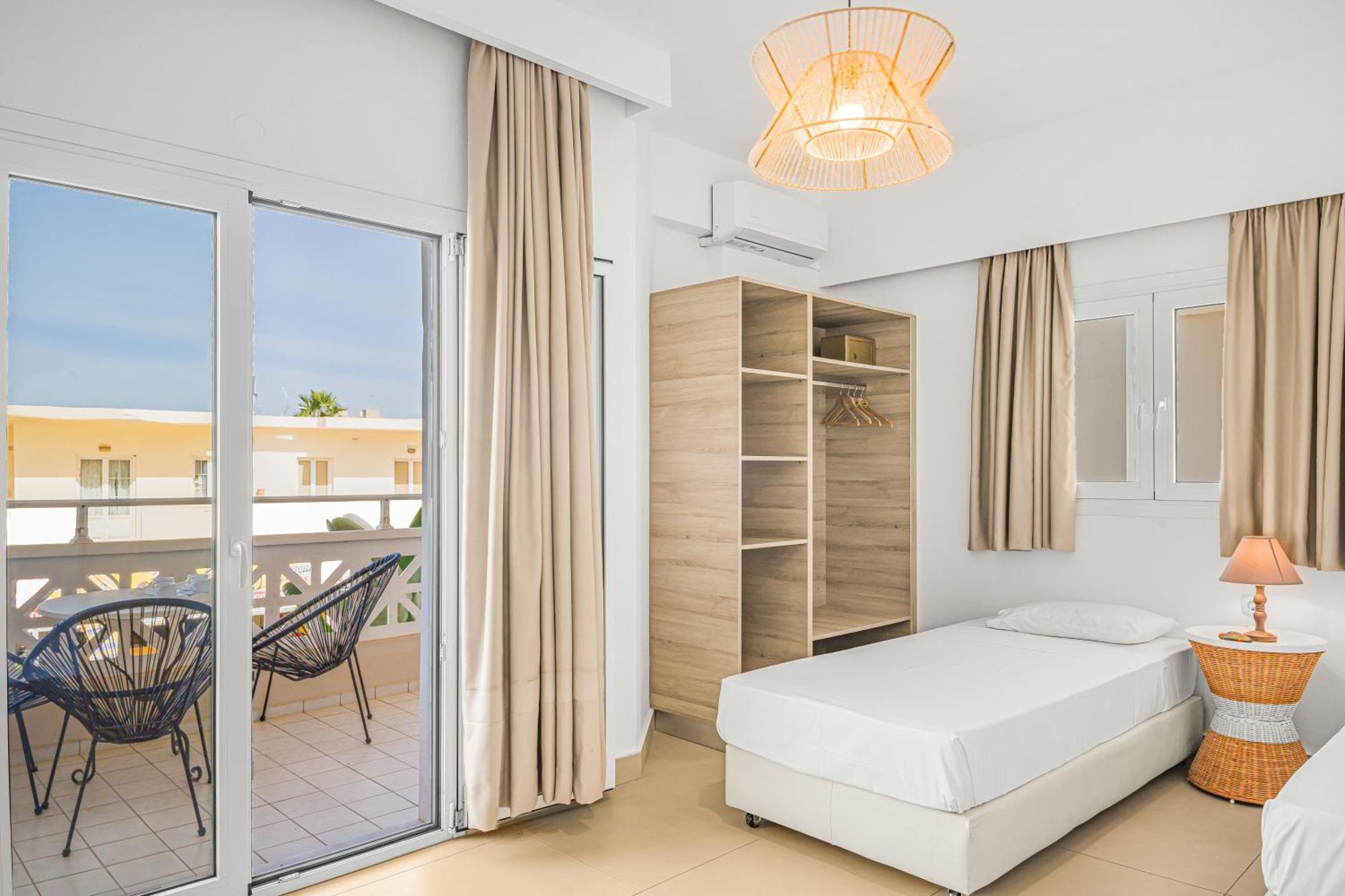 Vergina Apartments & Suites 말리아 외부 사진
