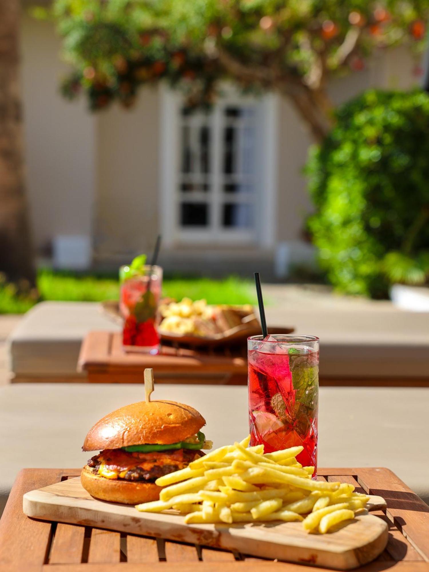 Vergina Apartments & Suites 말리아 외부 사진